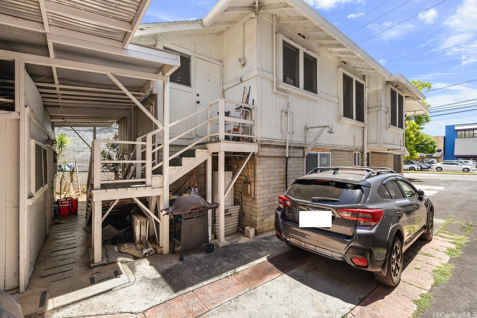 1924 Beretania Street Honolulu - Multi-family - photo 10 of 14