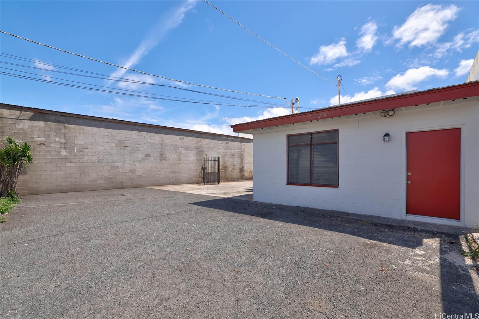 1924 Democrat St Honolulu Oahu commercial real estate photo3 of 16