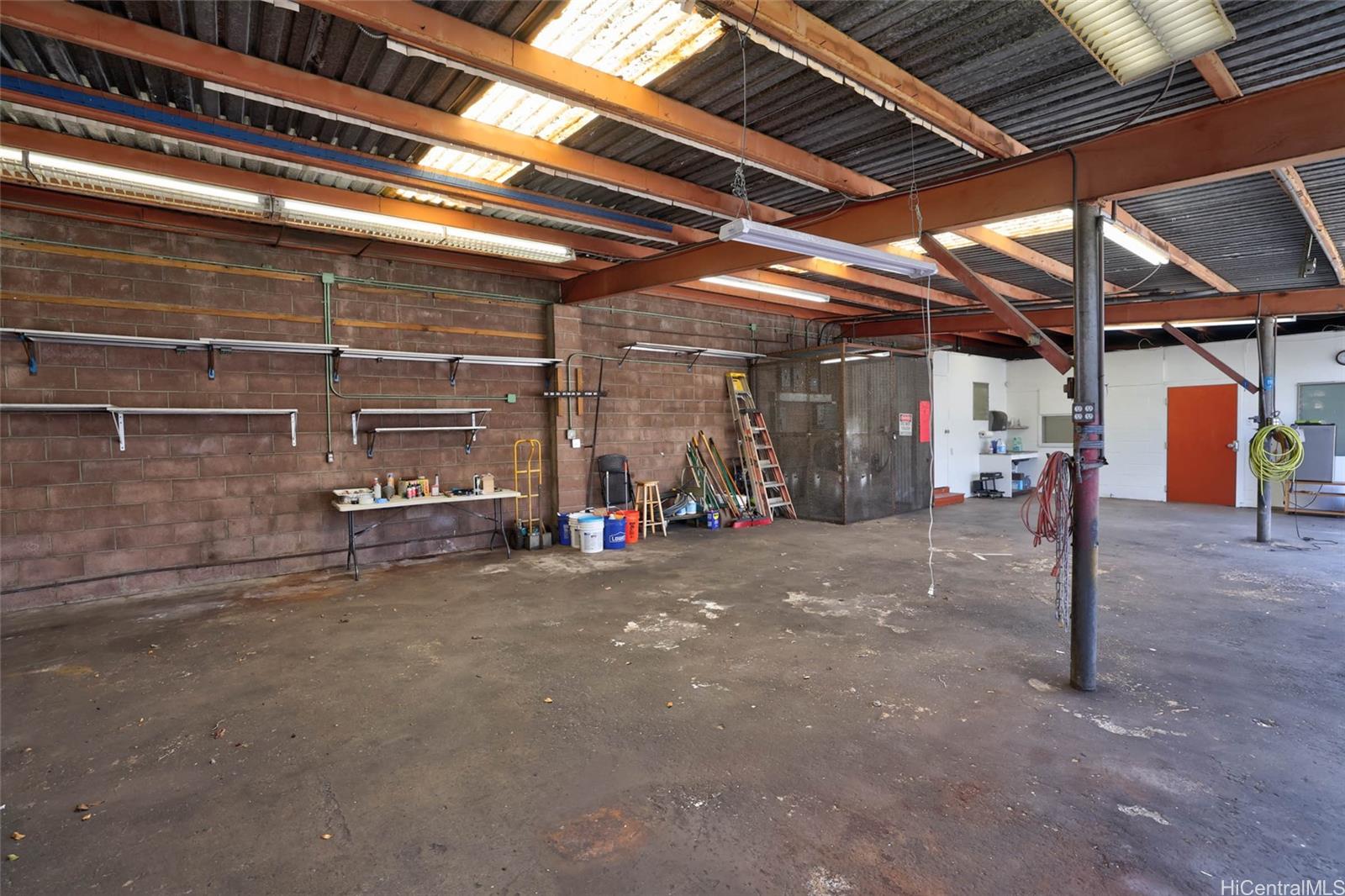 1924 Democrat St Honolulu Oahu commercial real estate photo8 of 16