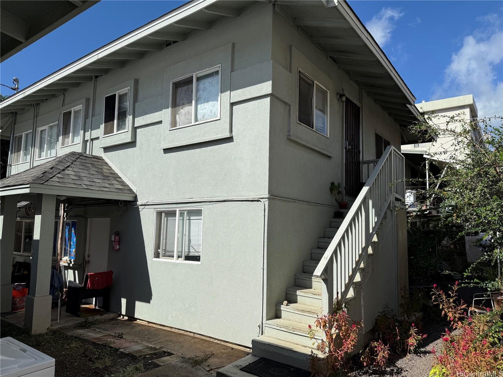 1924 Fern Street Honolulu - Multi-family - photo 5 of 7