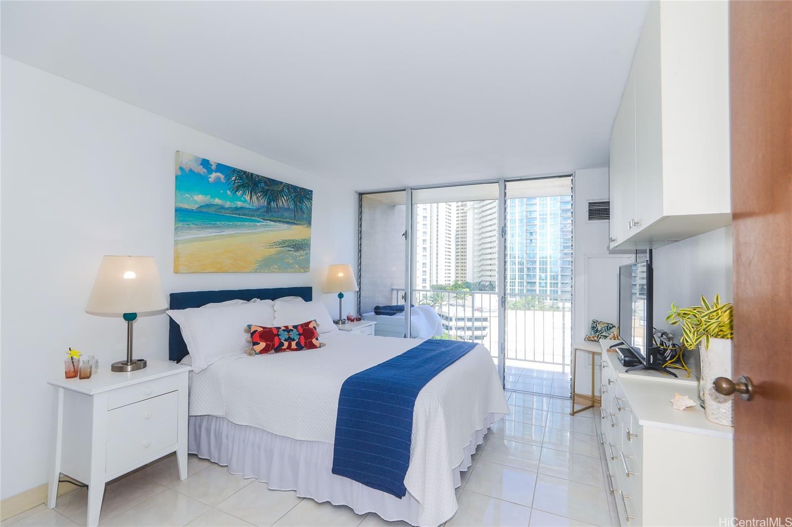 Pavilion at Waikiki condo # 1004, Honolulu, Hawaii - photo 25 of 25