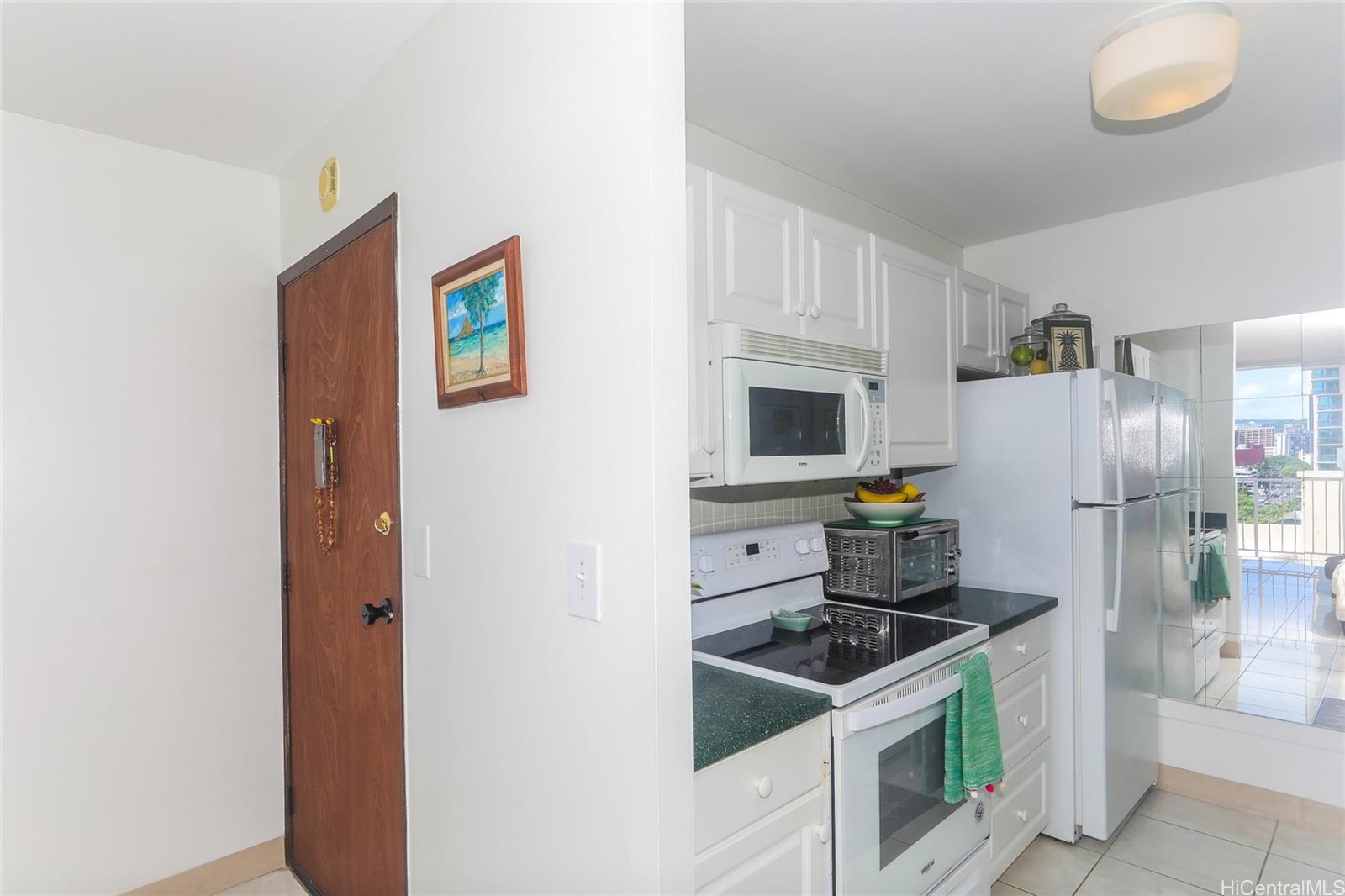 Pavilion at Waikiki condo # 1004, Honolulu, Hawaii - photo 6 of 25