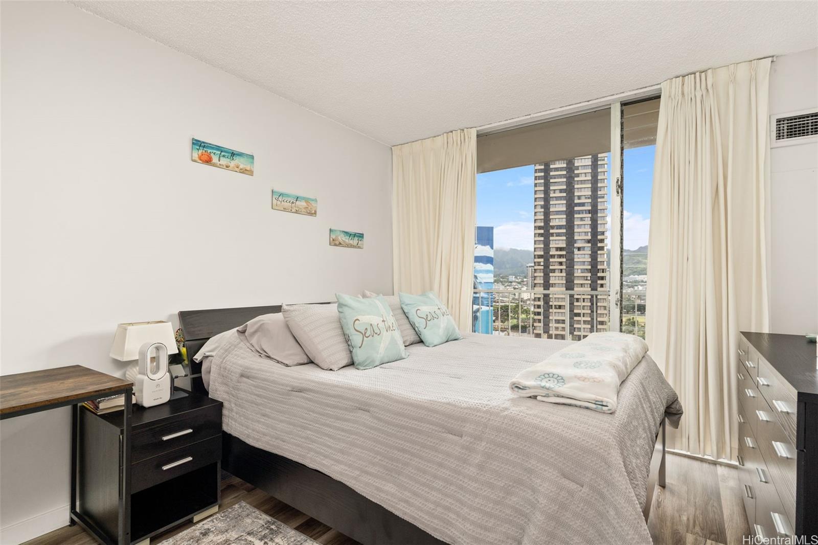 Pavilion at Waikiki condo # 1306, Honolulu, Hawaii - photo 9 of 23