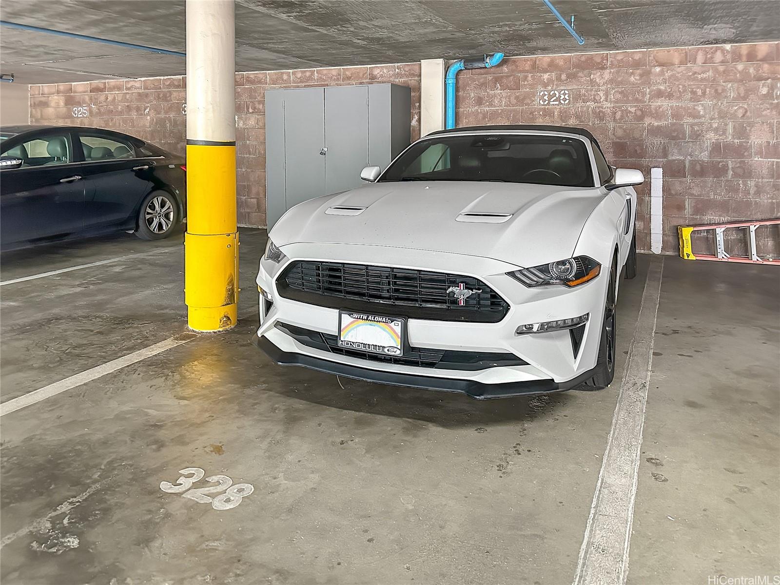 Pavilion At Waikiki condo # 2503, Honolulu, Hawaii - photo 19 of 25