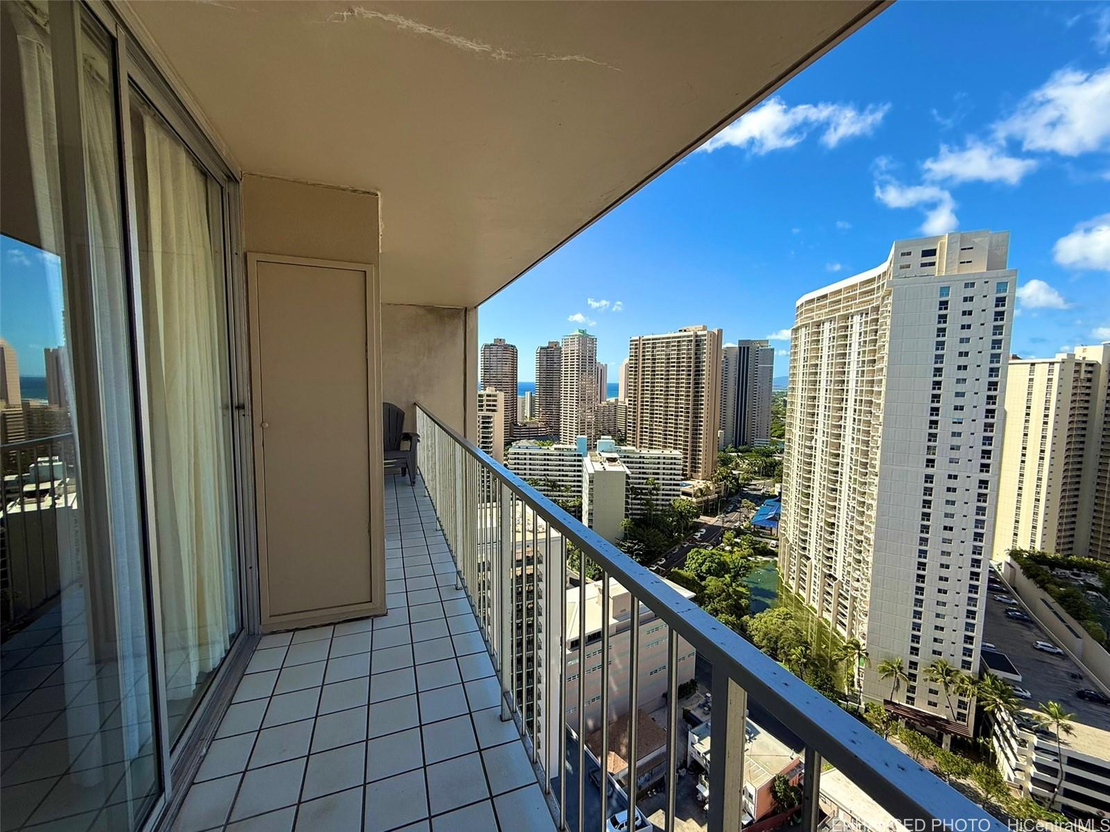 Pavilion At Waikiki condo # 2804, Honolulu, Hawaii - photo 11 of 21