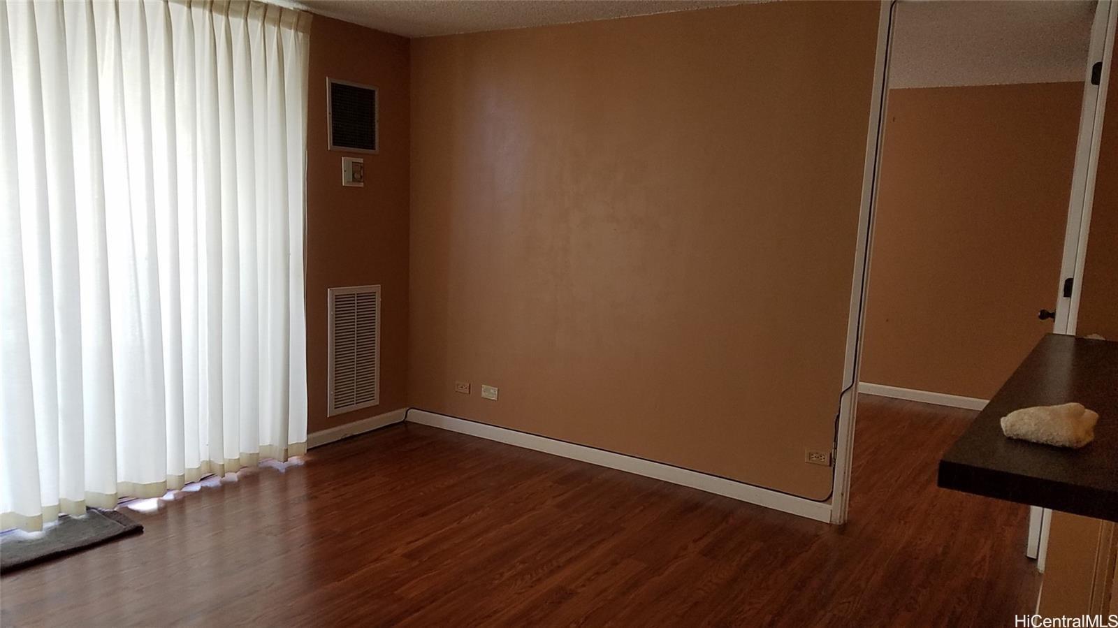 Pavilion At Waikiki condo # 703, Honolulu, Hawaii - photo 4 of 14