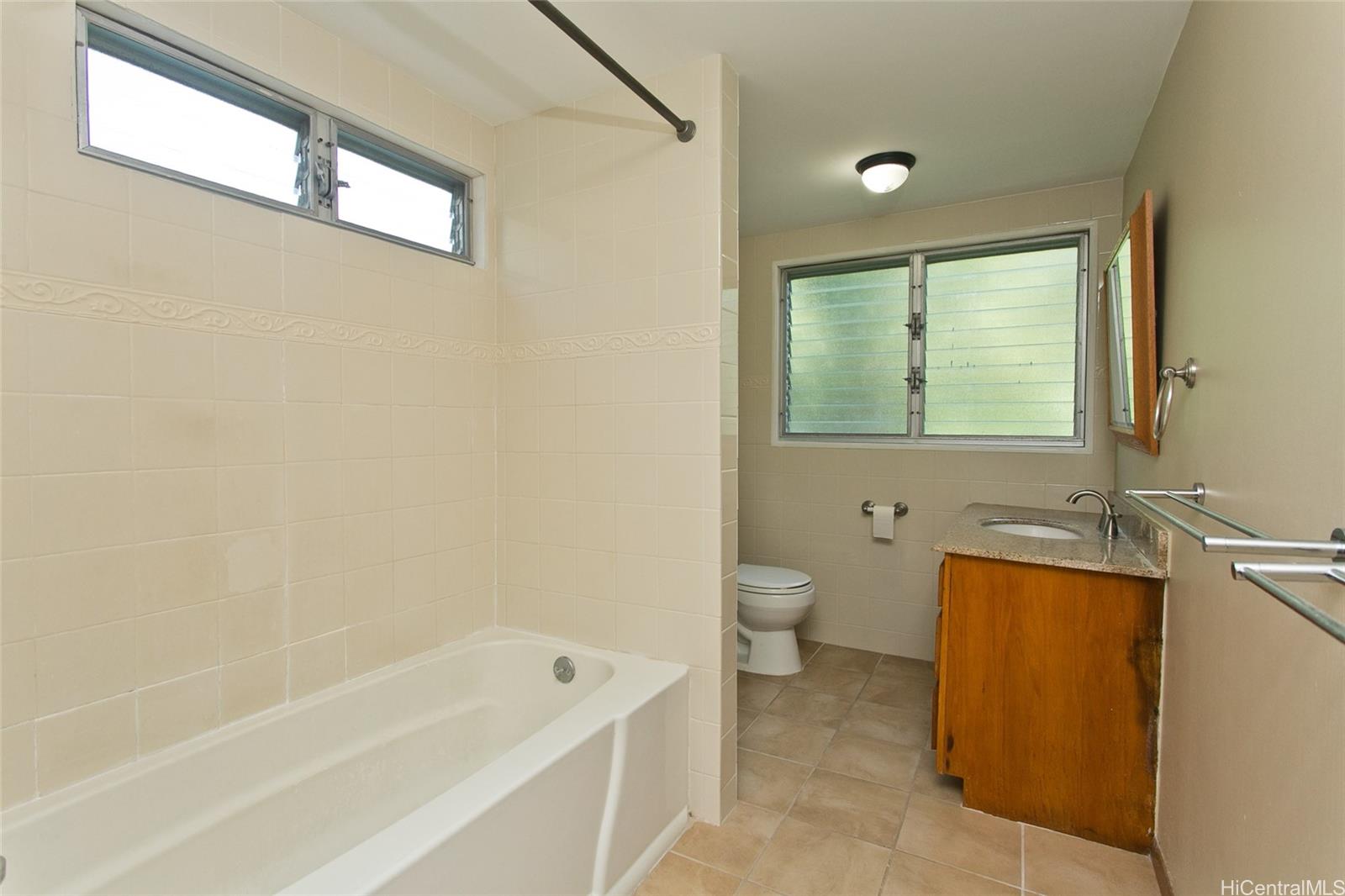 1925  St Louis Drive St. Louis, Diamond Head home - photo 19 of 23