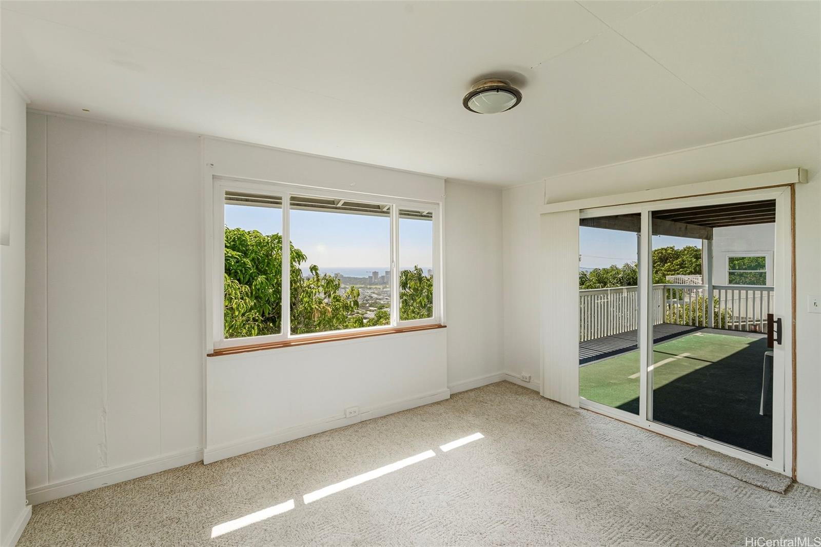 1925  St Louis Drive St. Louis, Diamond Head home - photo 17 of 25