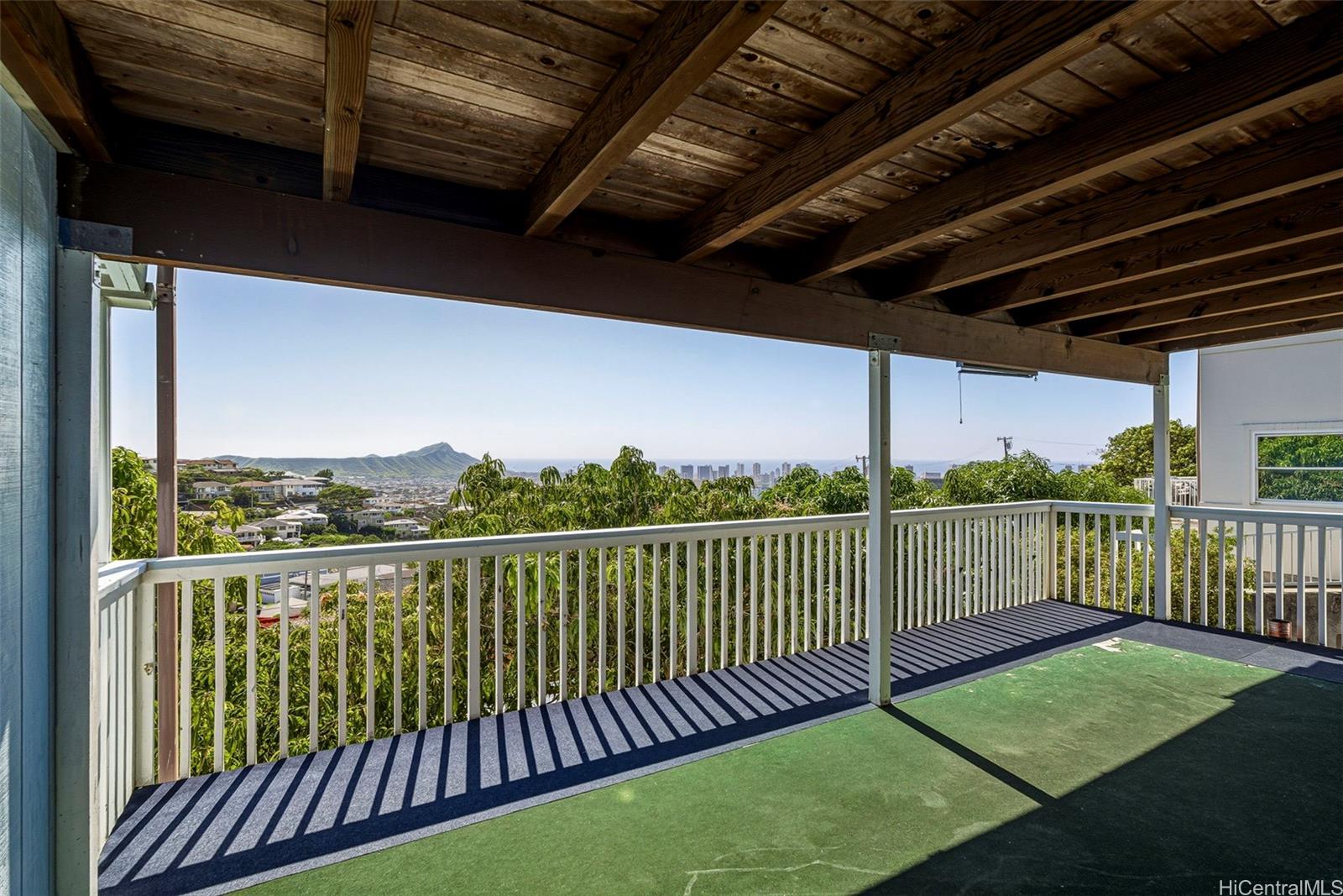 1925  St Louis Drive St. Louis, Diamond Head home - photo 18 of 25