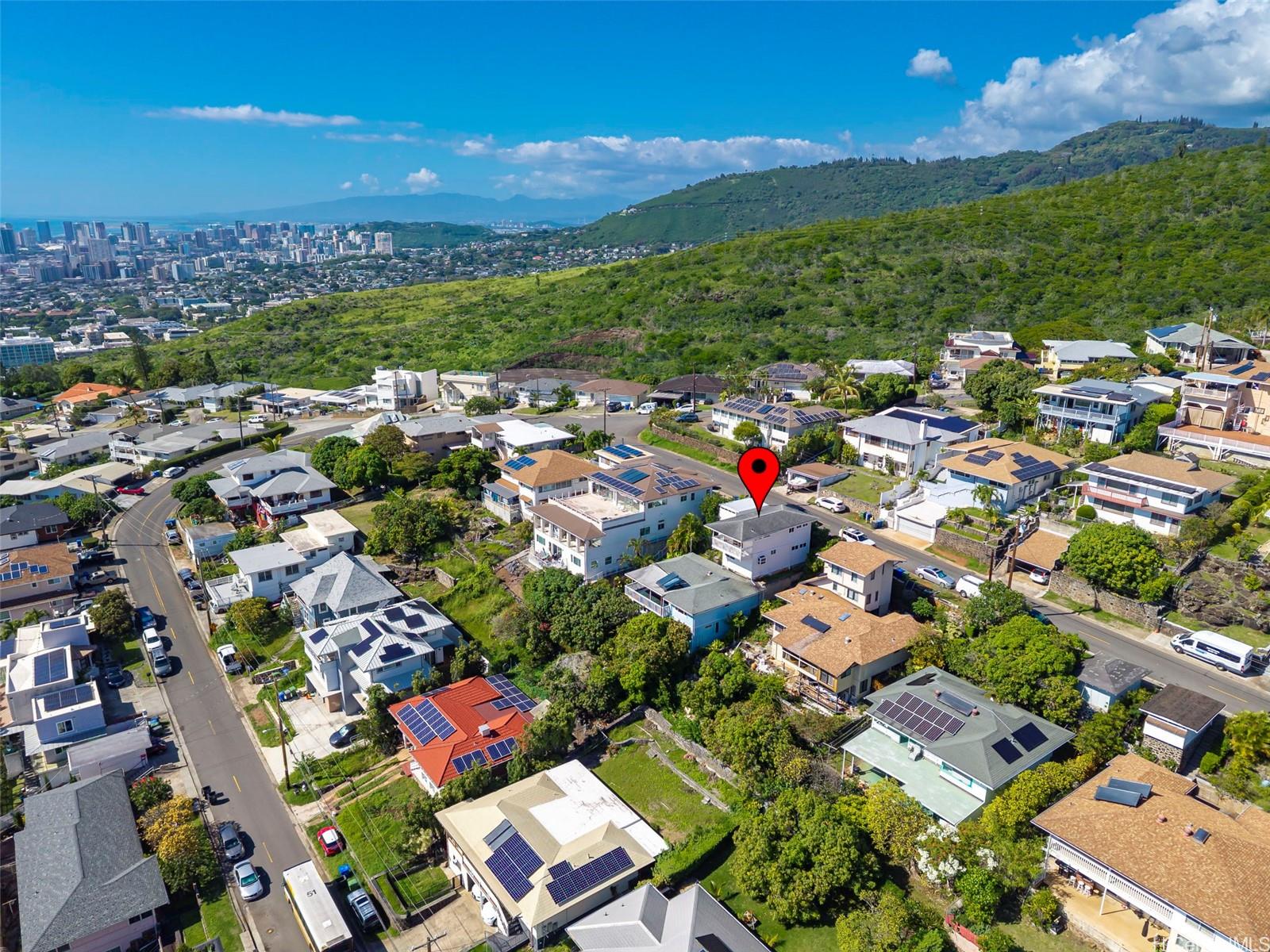 1925  St Louis Drive St. Louis, Diamond Head home - photo 4 of 25