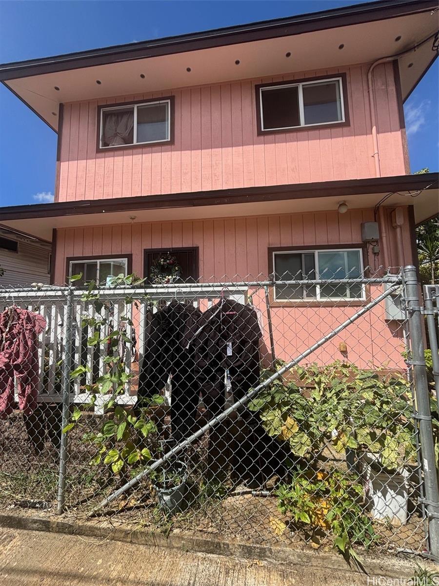 1926  Hani Lane Kalihi-lower, Honolulu home - photo 3 of 3