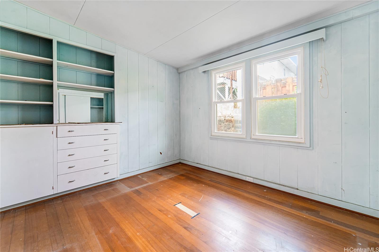 1926  Ualakaa St Ualakaa, Honolulu home - photo 13 of 20