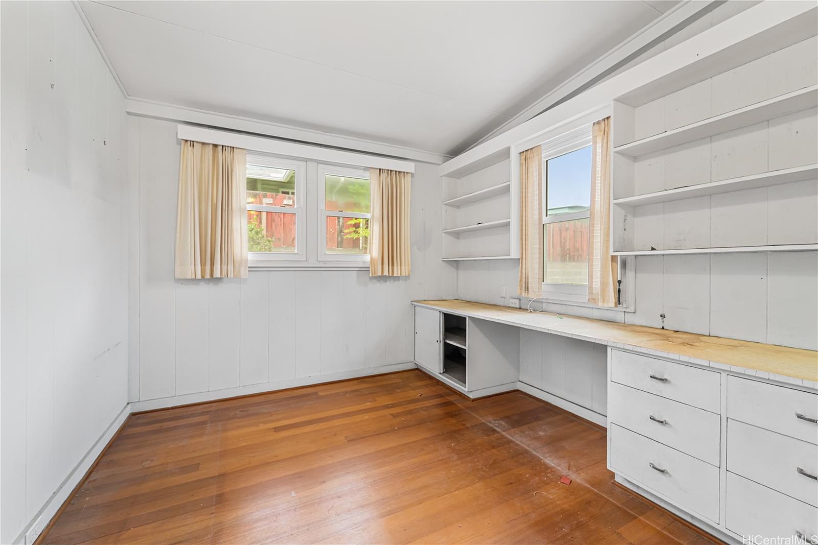 1926  Ualakaa St Ualakaa, Honolulu home - photo 15 of 20