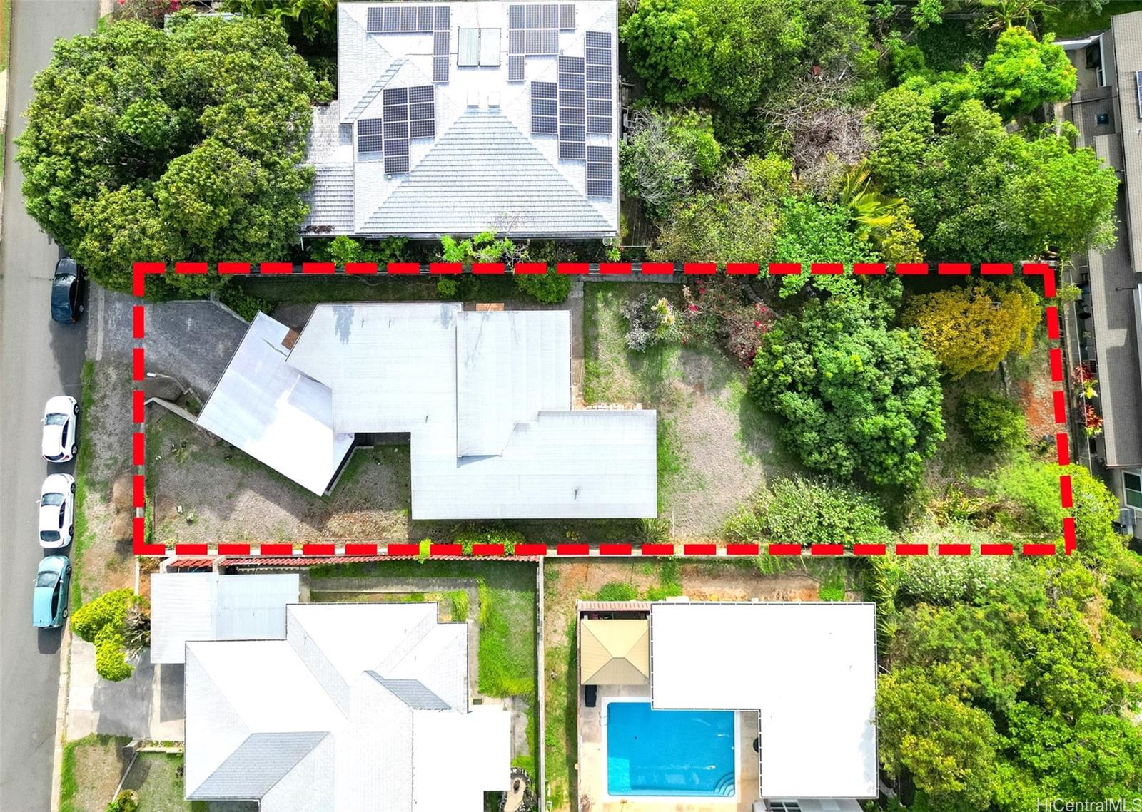 1926  Ualakaa St Ualakaa, Honolulu home - photo 3 of 20