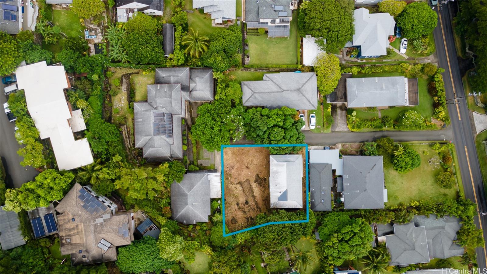 1927  Uluwehi Place Manoa Area, Honolulu home - photo 20 of 24