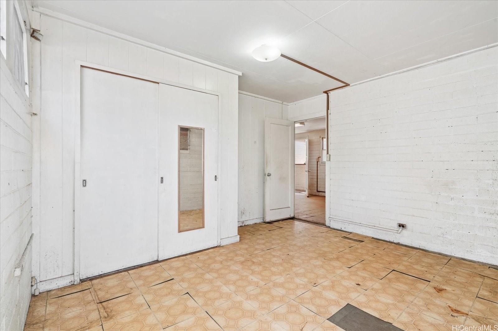 1929  Hanu Ln Kalihi-lower, Honolulu home - photo 13 of 20