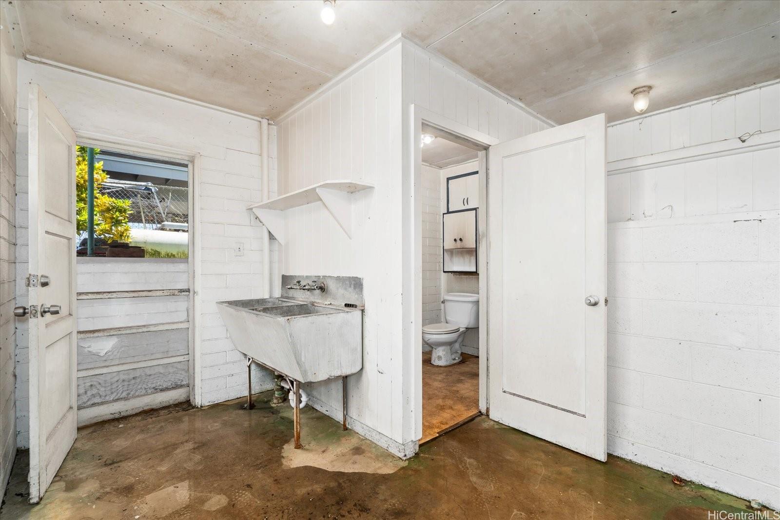 1929  Hanu Ln Kalihi-lower, Honolulu home - photo 14 of 20