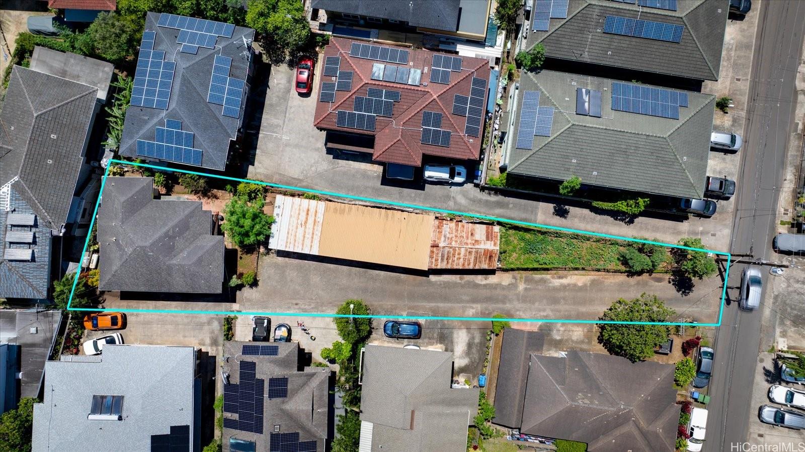 1929  Hanu Ln Kalihi-lower, Honolulu home - photo 3 of 20