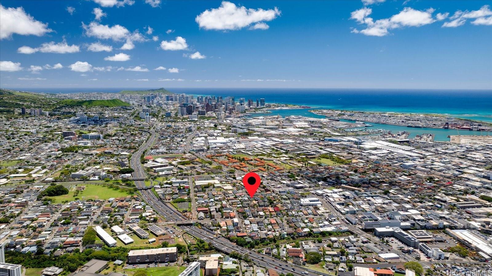 1929  Hanu Ln Kalihi-lower, Honolulu home - photo 4 of 20