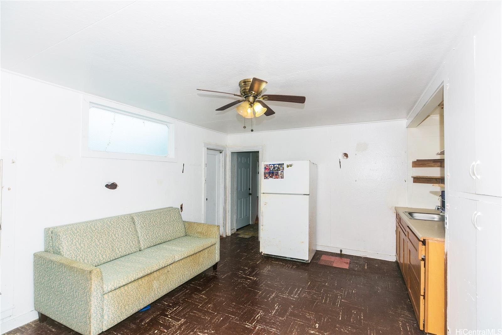 1929  Huea Pl Kalihi Valley, Honolulu home - photo 12 of 25