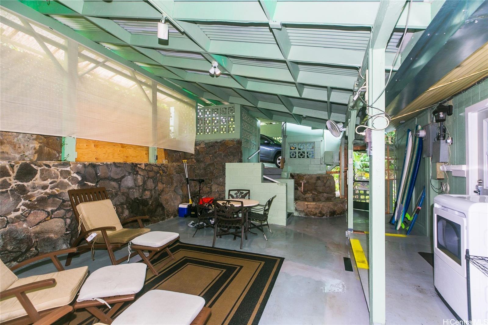 1929  Huea Pl Kalihi Valley, Honolulu home - photo 20 of 25