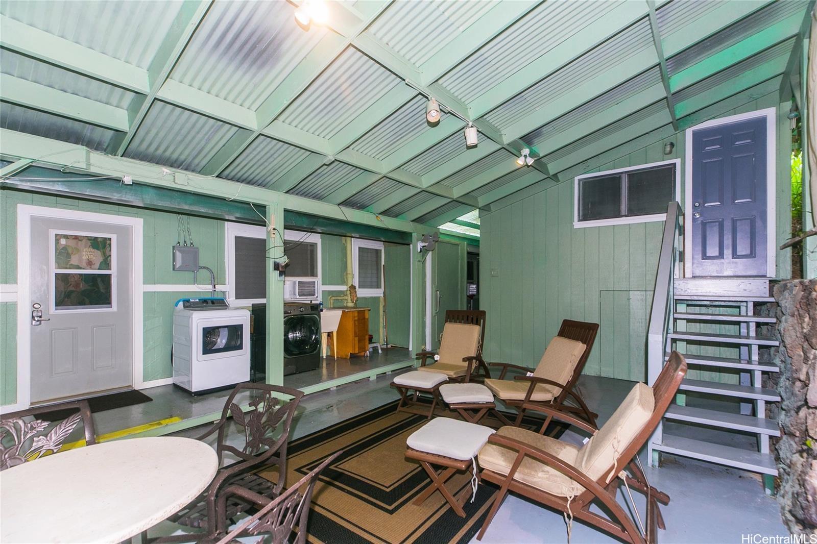 1929  Huea Pl Kalihi Valley, Honolulu home - photo 21 of 25