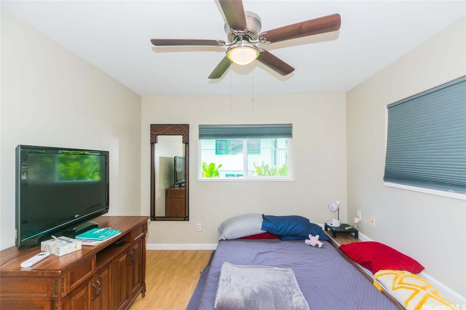 1929  Huea Pl Kalihi Valley, Honolulu home - photo 7 of 25