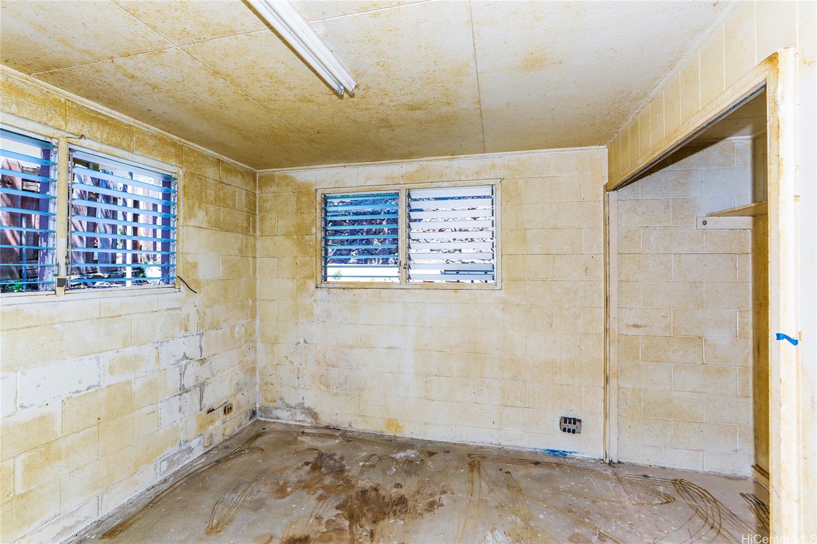 1929  Nehoa Place Makiki Heights, Honolulu home - photo 20 of 25