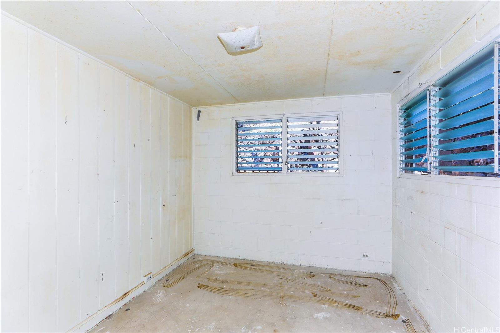 1929  Nehoa Place Makiki Heights, Honolulu home - photo 22 of 25