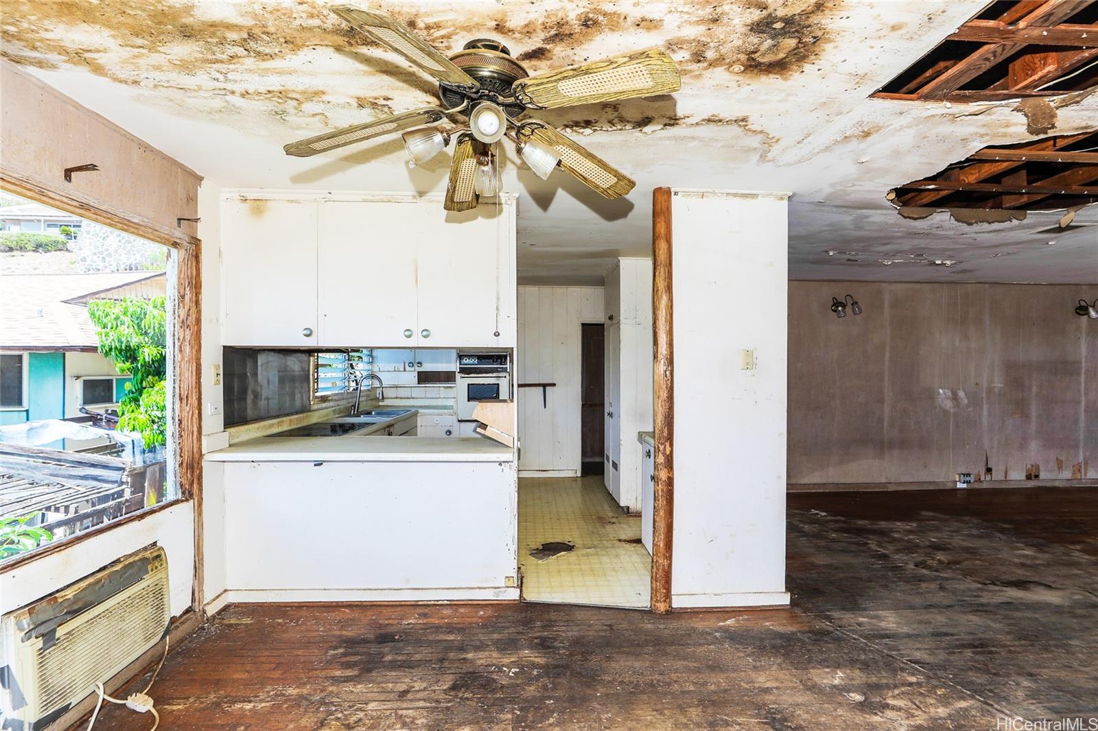 1929  Nehoa Place Makiki Heights, Honolulu home - photo 8 of 25