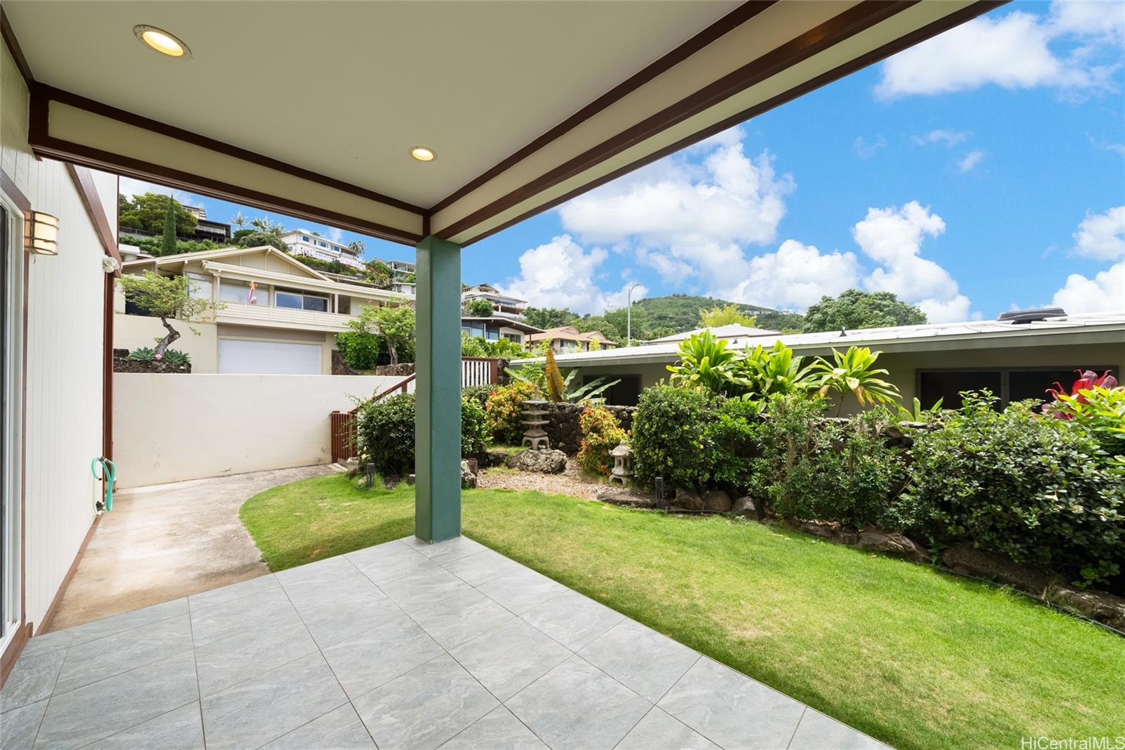 1930  Nehoa Place Makiki Heights, Honolulu home - photo 16 of 23