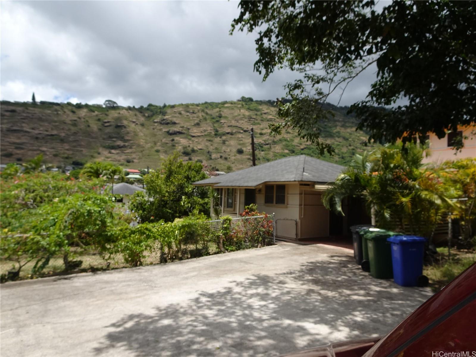 1935 9th Ave Honolulu - Multi-family - photo 6 of 7