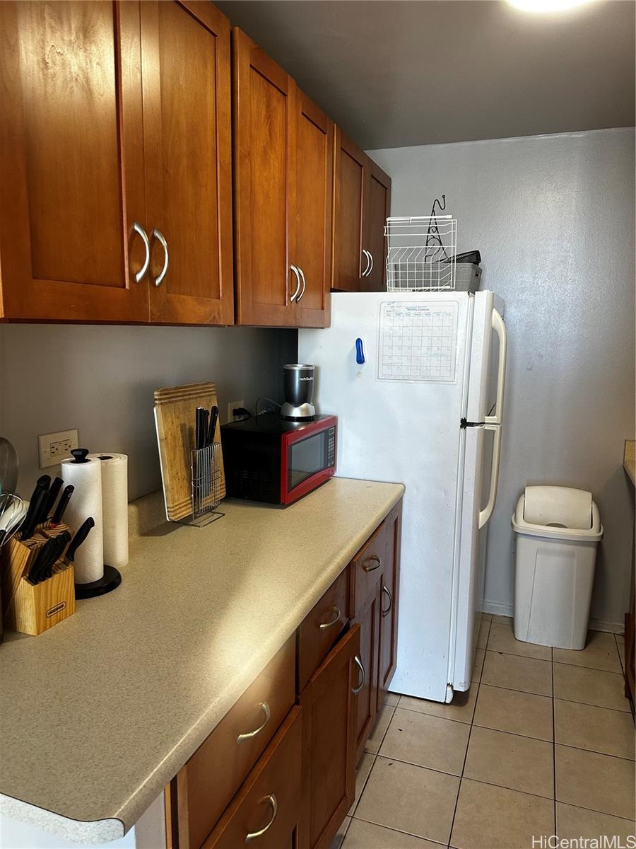 Kaualana Manor 1 condo # 806, Honolulu, Hawaii - photo 4 of 12