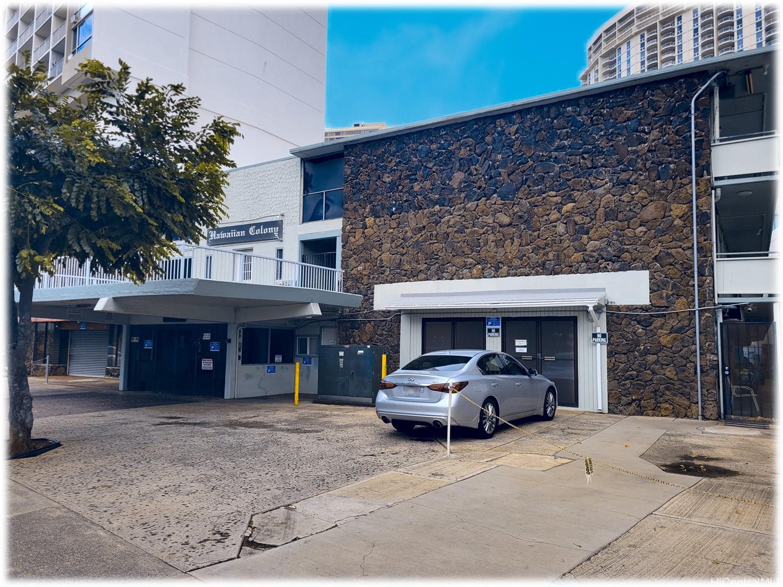 1946 Ala Moana Blvd Honolulu - Rental - photo 5 of 8