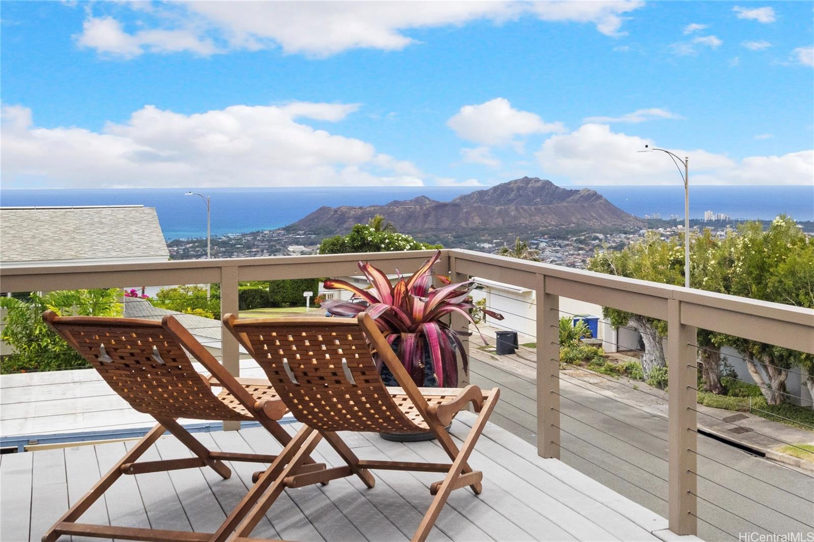 1947  Alaeloa Street Waialae Nui Rdge, Diamond Head home - photo 21 of 25