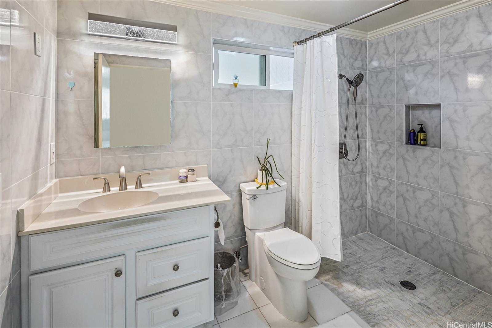 1952  Bertram St St. Louis, Diamond Head home - photo 13 of 25