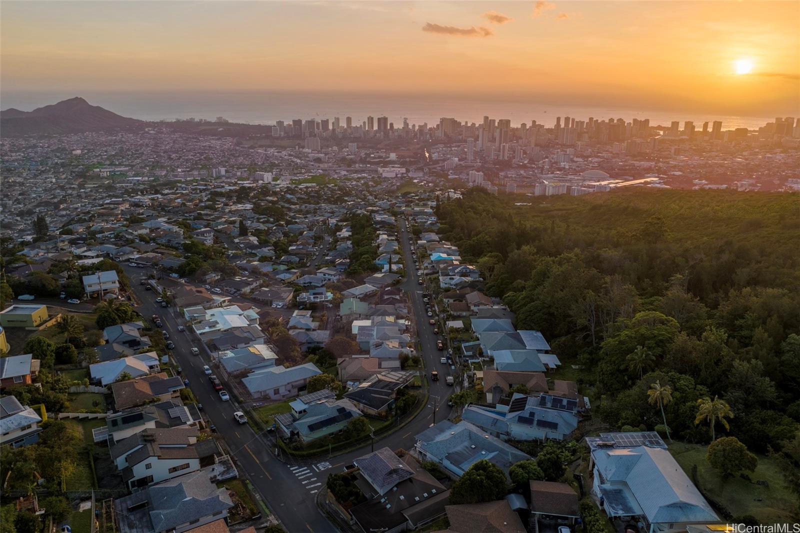 1952  Bertram St St. Louis, Diamond Head home - photo 22 of 25