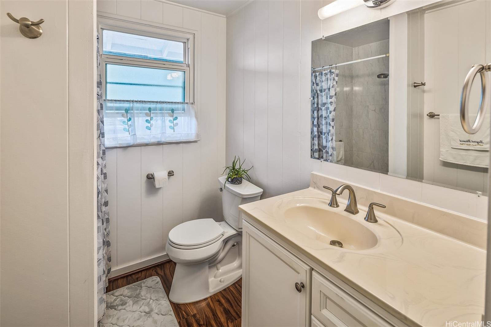 1952  Bertram St St. Louis, Diamond Head home - photo 9 of 25