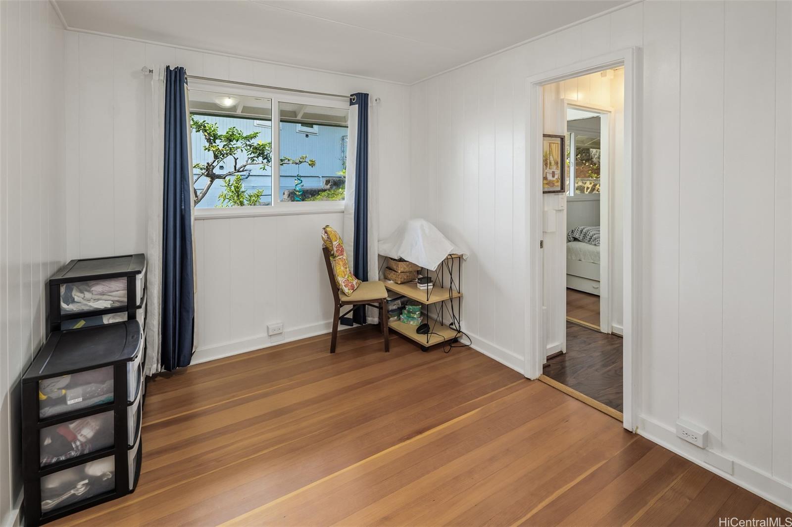 1952  Bertram St St. Louis, Diamond Head home - photo 10 of 25