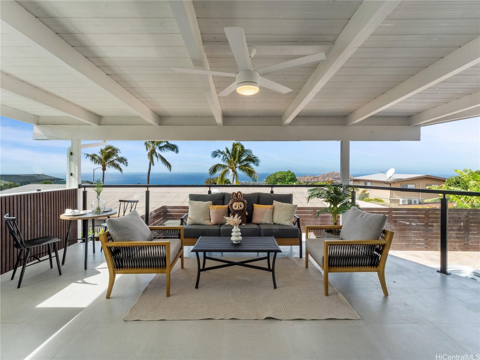 1974  Halekoa Drive Waialae Nui Rdge, Diamond Head home - photo 4 of 25