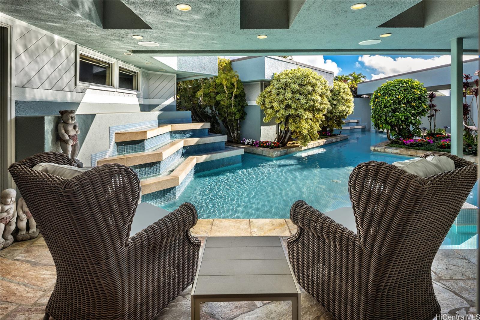 1980  Laukahi St Waialae Iki, Diamond Head home - photo 14 of 25