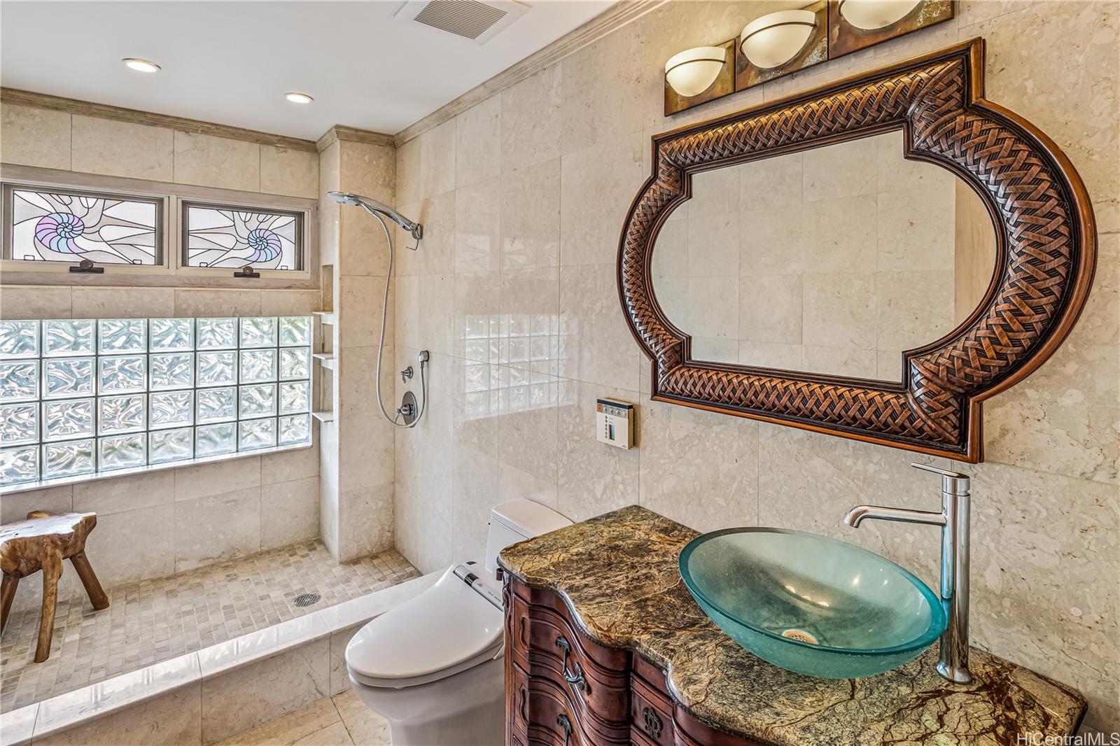 1980  Laukahi St Waialae Iki, Diamond Head home - photo 19 of 25