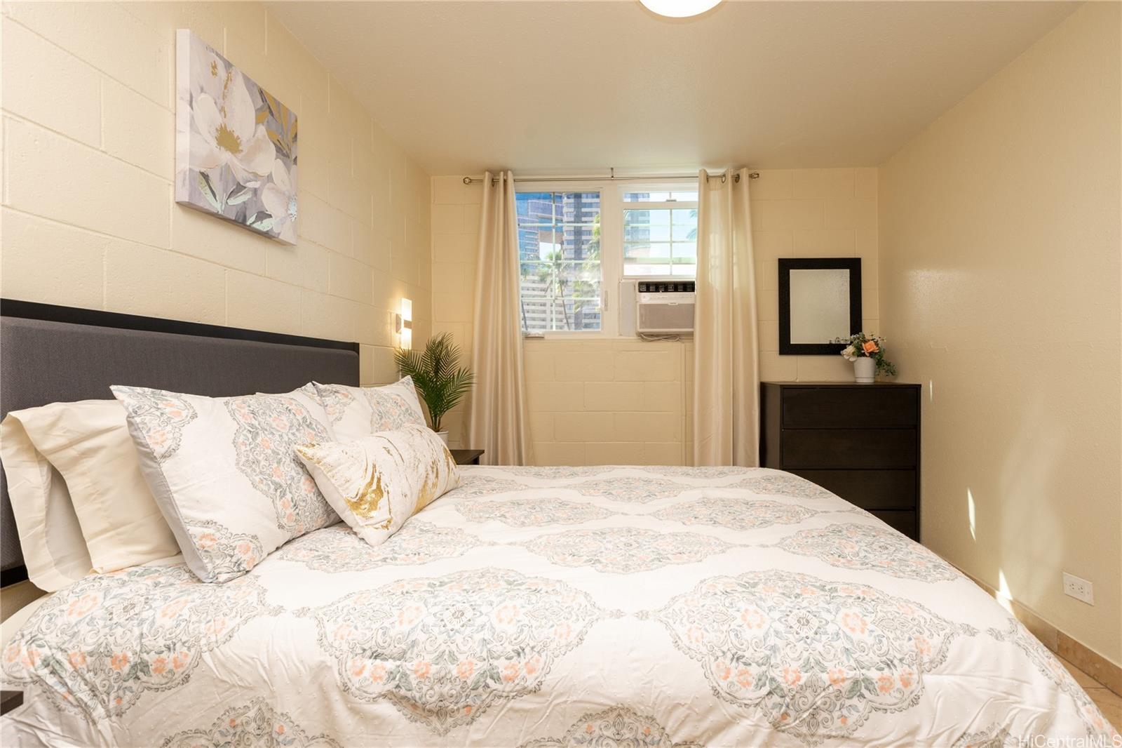 1993 Ala Wai Blvd Honolulu - Rental - photo 11 of 15