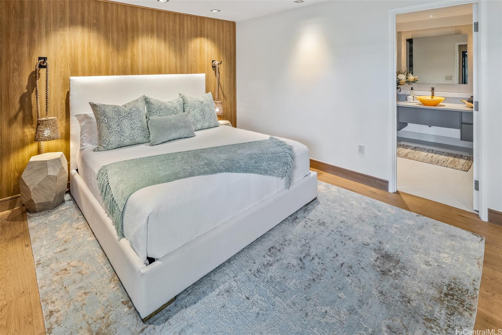 200  Kalaheo Ave Beachside, Kailua home - photo 14 of 22