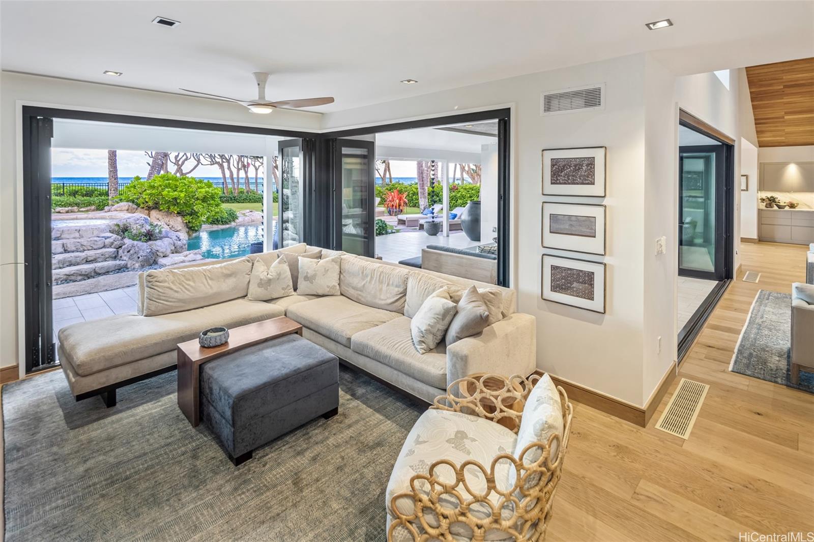 200  Kalaheo Ave Beachside, Kailua home - photo 7 of 22