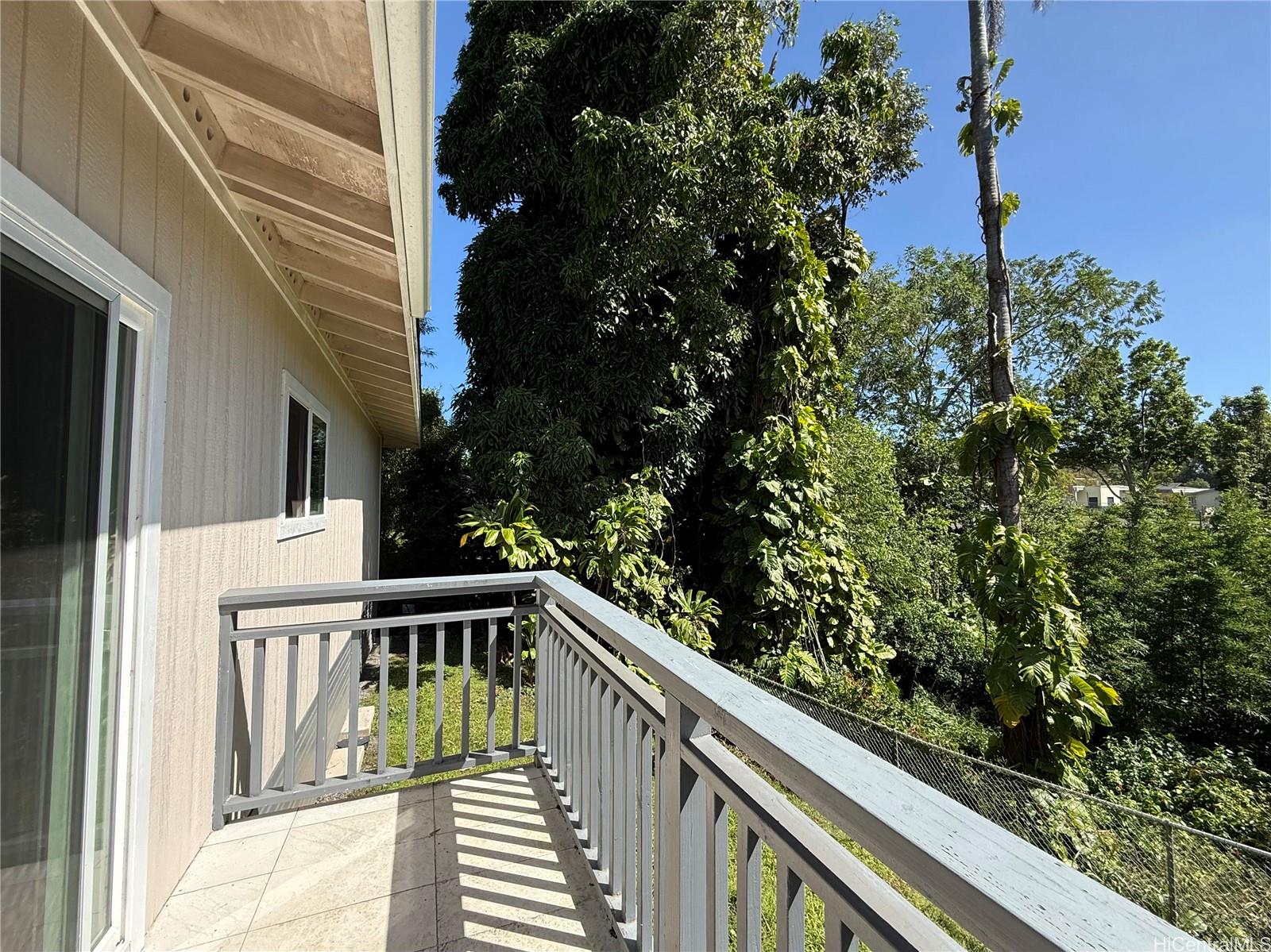 2001  California Ave Wahiawa Heights, Central home - photo 15 of 17