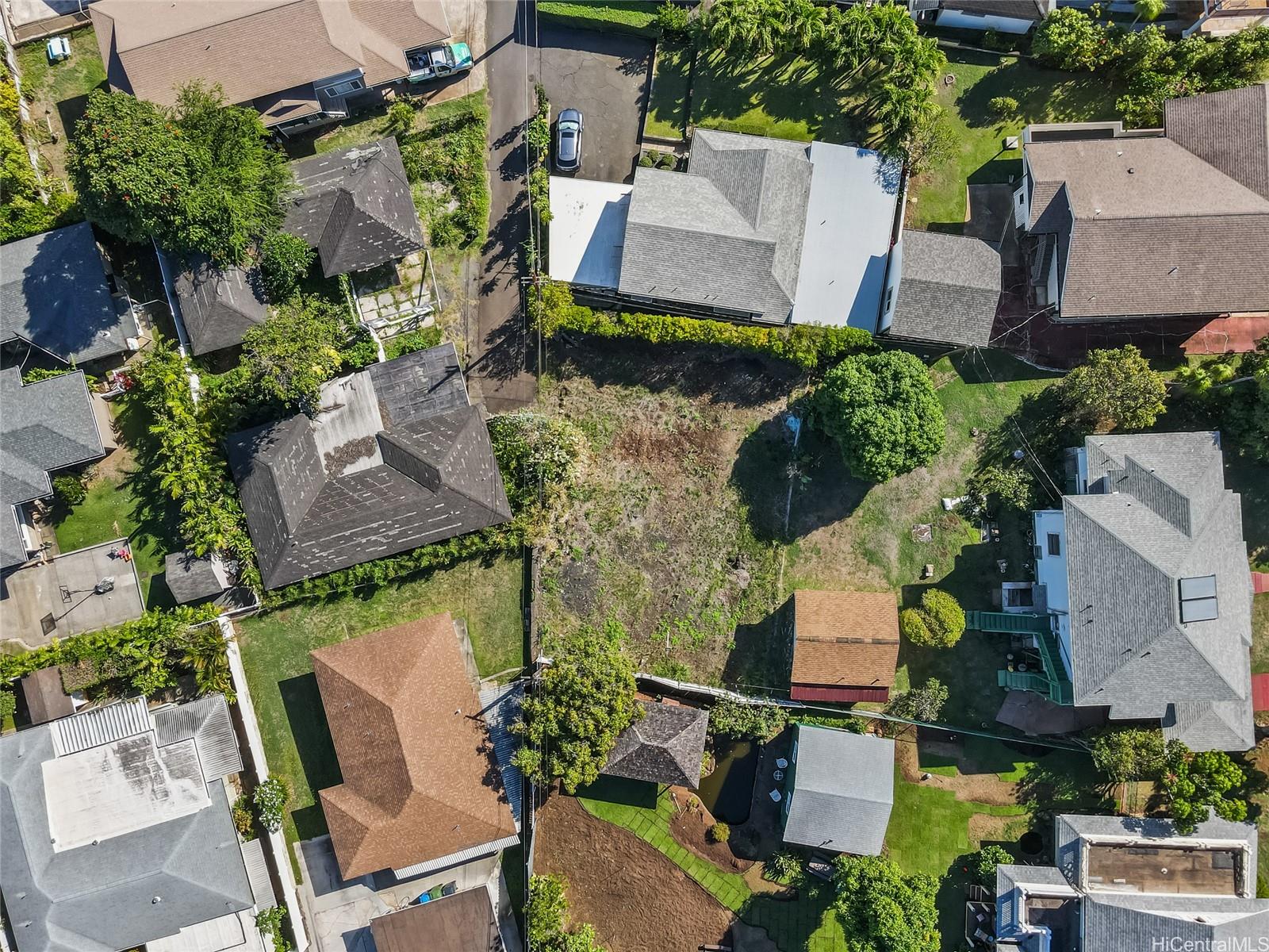 2002  Hunnewell Street Manoa-lower, Honolulu home - photo 6 of 8