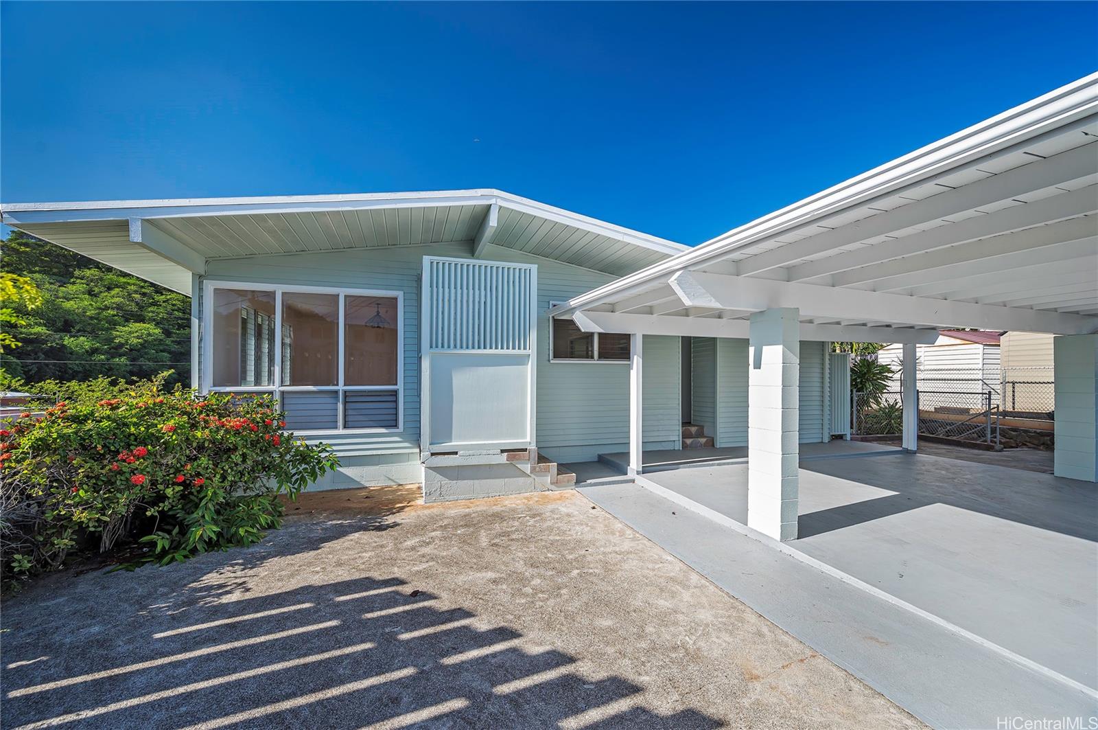 2002 Mahaoo Place , Honolulu, Hi 96819 home Moanalua Gardens Honolulu