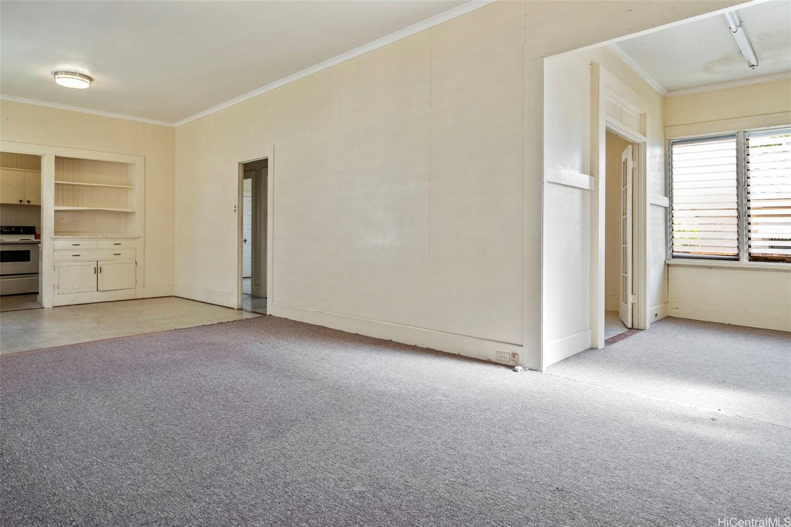 2002-B  Hunnewell Street Manoa-lower, Honolulu home - photo 8 of 25