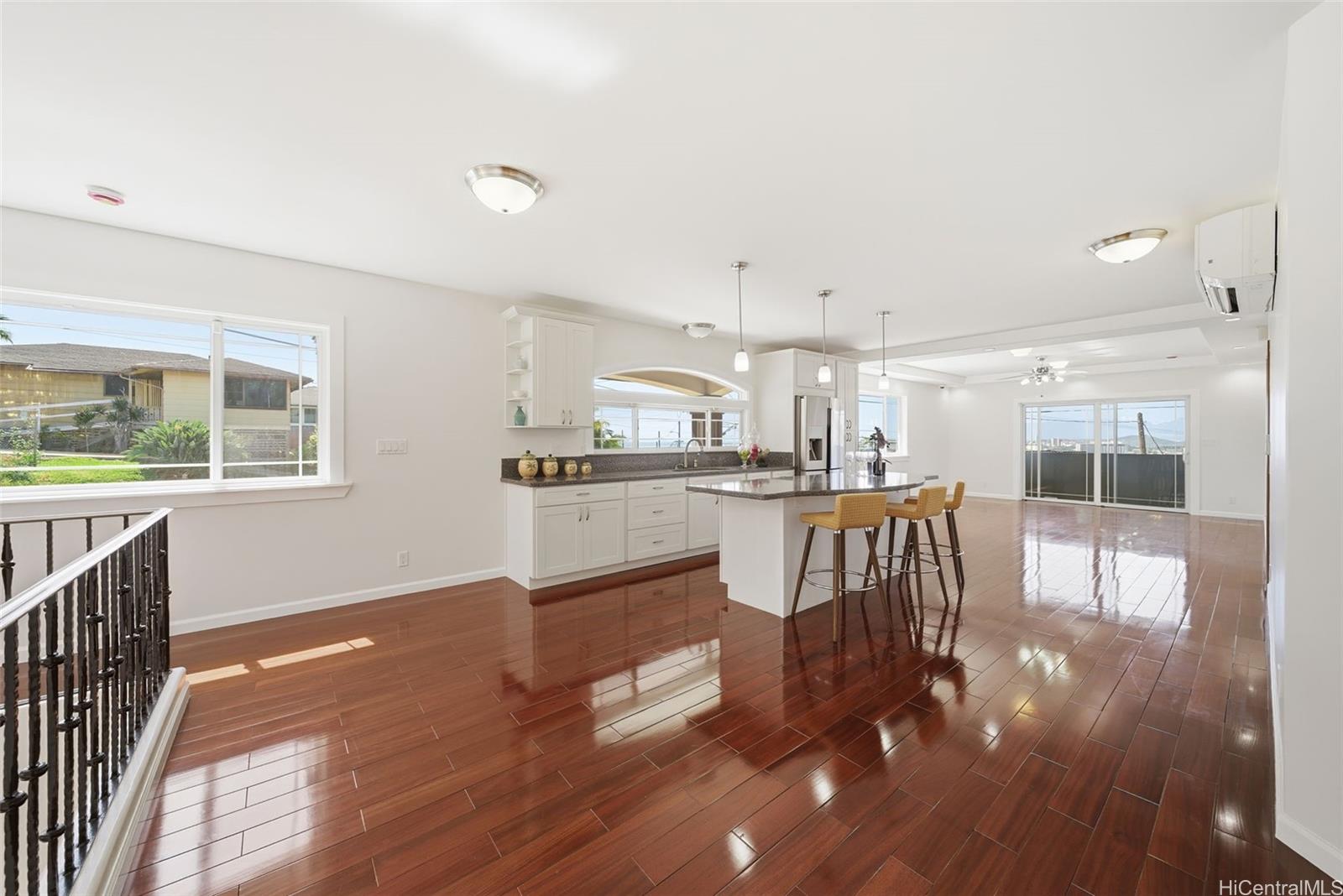 2004  Skyline Drive Kamehameha Heights, Honolulu home - photo 16 of 25